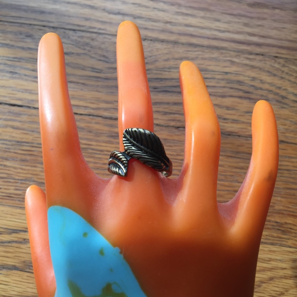 5/$25 Feather ring
